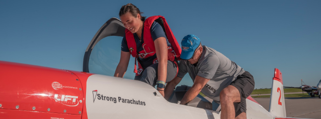 You are currently viewing A Flight With The Phillips 66 Aerostars